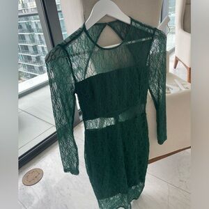 Ali & Jay lace body con dress size XS